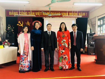 Sáng ngày 13/02/2020, chi bộ trường THCS Trần Đăng Ninh quận Hà Đông đã tổ chức thành công Đại hội chi bộ, nhiệm kỳ 2020-2022.